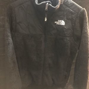 Unisex North Face Kids’ jacket 🧥